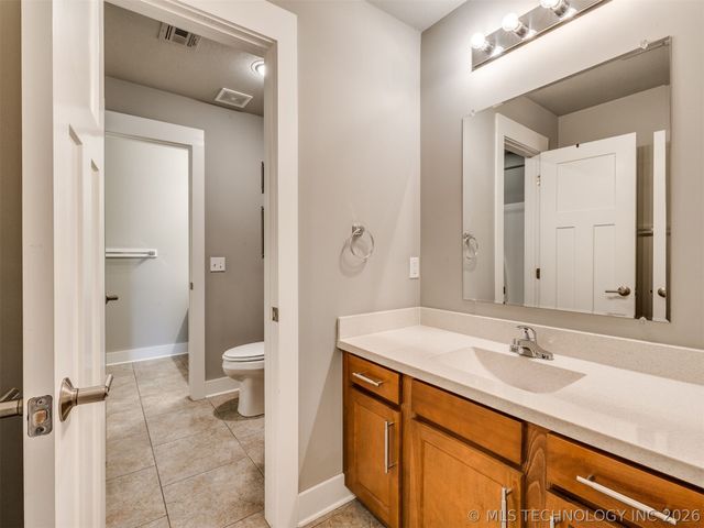 19397 S Quail Run Court, Claremore, OK 74017