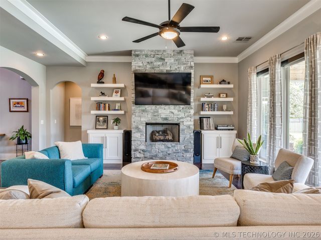 19397 S Quail Run Court, Claremore, OK 74017