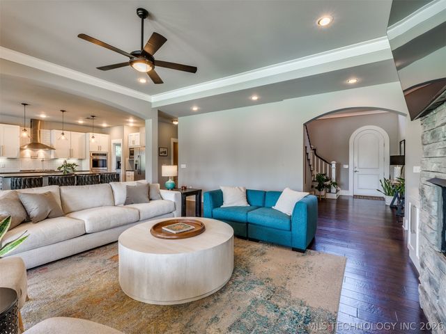 19397 S Quail Run Court, Claremore, OK 74017