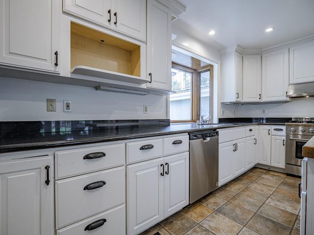 1459 High Street, Santa Cruz, CA 95060