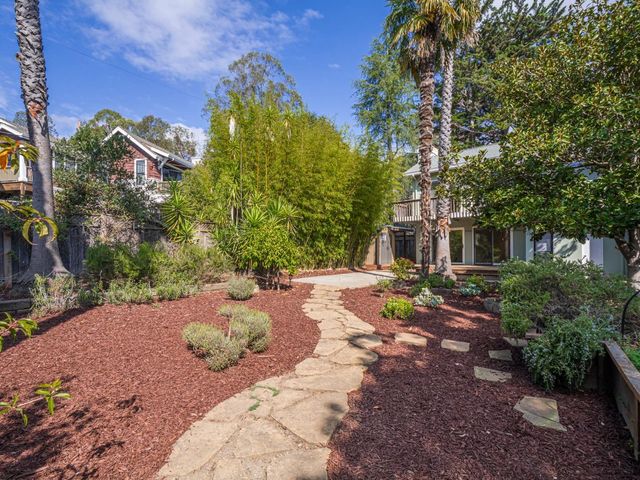 1459 High Street, Santa Cruz, CA 95060