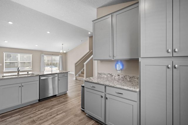 20646 Gosford Way, Lakeville, MN 55044