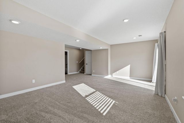 20646 Gosford Way, Lakeville, MN 55044