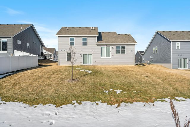 20646 Gosford Way, Lakeville, MN 55044