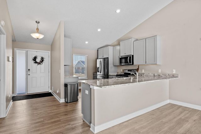 20646 Gosford Way, Lakeville, MN 55044