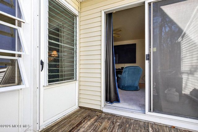 204 Deanne Drive, Lakewood, NJ 08701