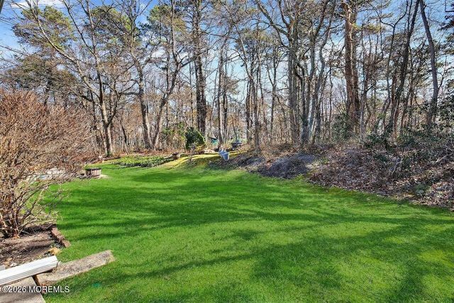 204 Deanne Drive, Lakewood, NJ 08701