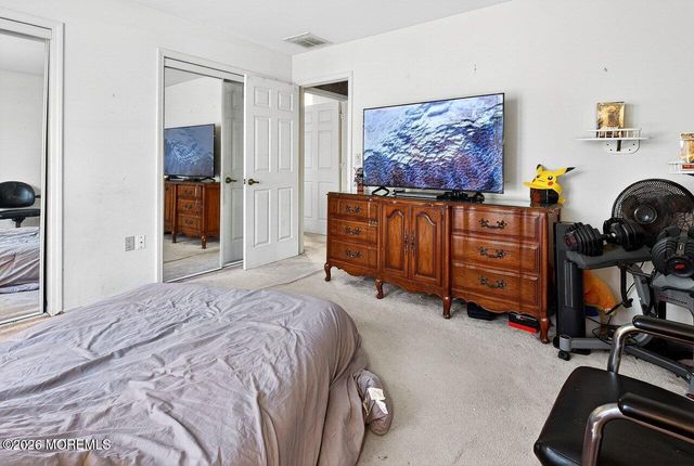 204 Deanne Drive, Lakewood, NJ 08701