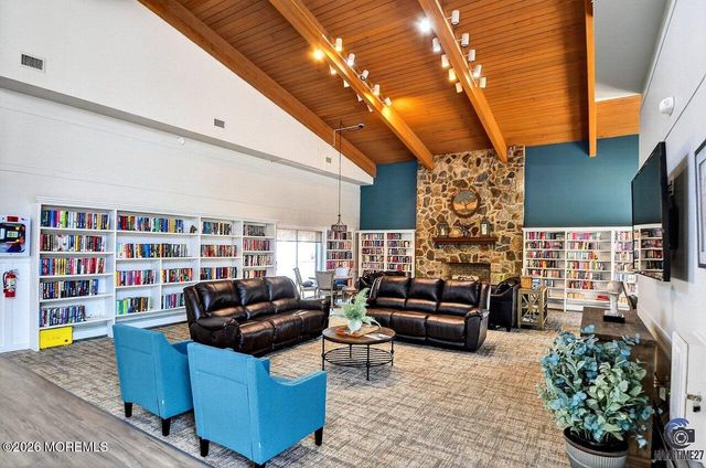 204 Deanne Drive, Lakewood, NJ 08701