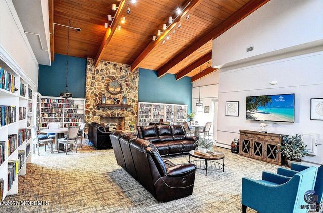 204 Deanne Drive, Lakewood, NJ 08701