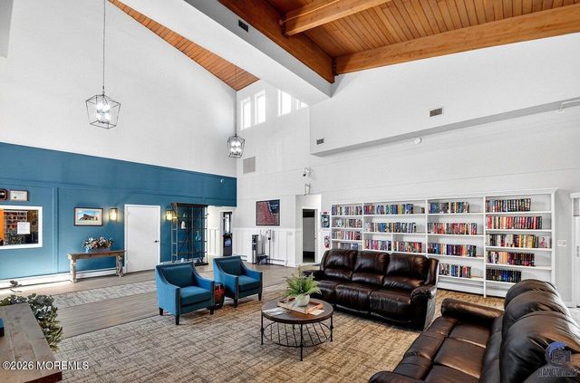 204 Deanne Drive, Lakewood, NJ 08701