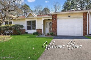 204 Deanne Drive, Lakewood, NJ 08701