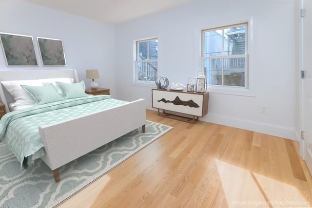 281 Gold 281, Boston, MA 02127