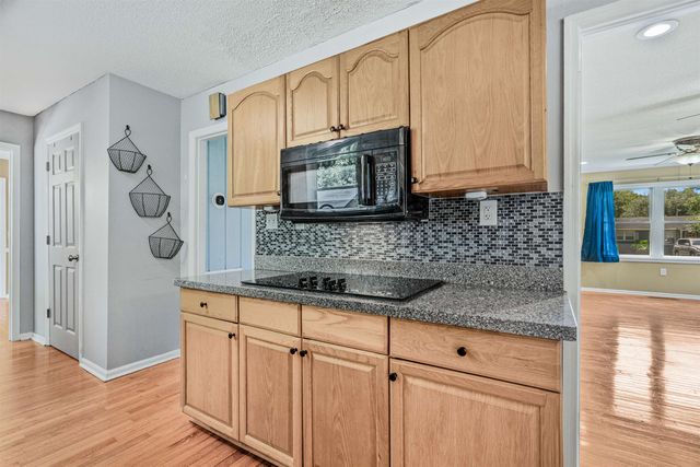 51 Meadowlark Ct., Georgetown, SC 29440