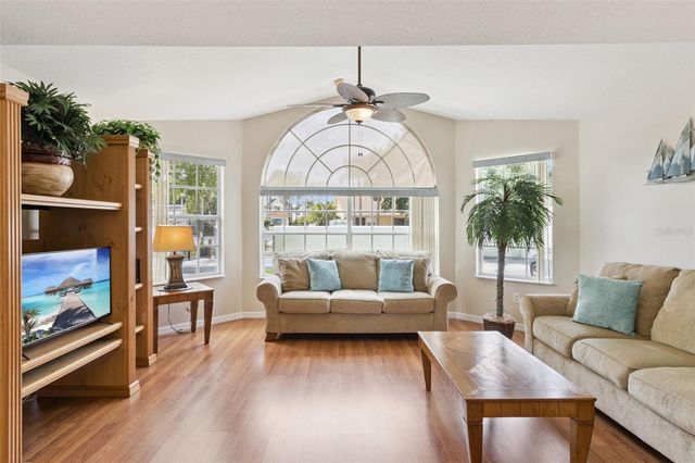 8707 KNIGHTSBRIDGE COURT B, Kissimmee, FL 34747