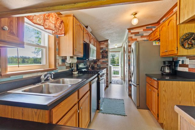 4440 S 650 W, North Judson, IN 46366
