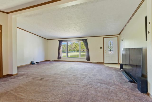 4440 S 650 W, North Judson, IN 46366