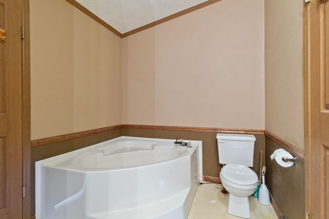 4440 S 650 W, North Judson, IN 46366