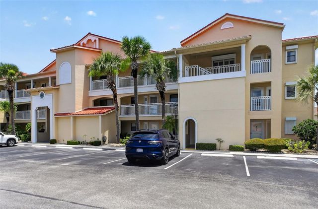 443 BOUCHELLE DRIVE 302, New Smyrna Beach, FL 32169