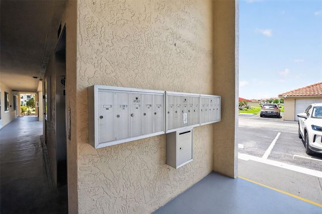 443 BOUCHELLE DRIVE 302, New Smyrna Beach, FL 32169