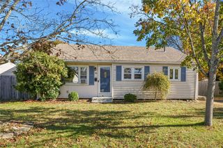 96 Glenbrook Road, Warwick, RI 02889