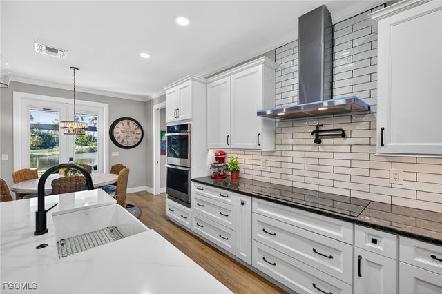 12351 Coconut Creek CT, Fort Myers, FL 33908