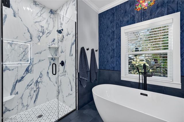 12351 Coconut Creek CT, Fort Myers, FL 33908