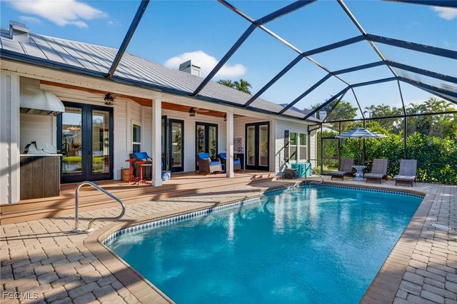 12351 Coconut Creek CT, Fort Myers, FL 33908