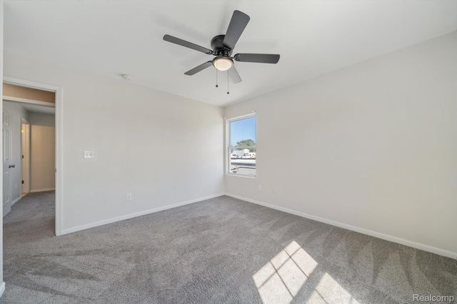 22191 Ridgedale Street, Oak Park, MI 48237