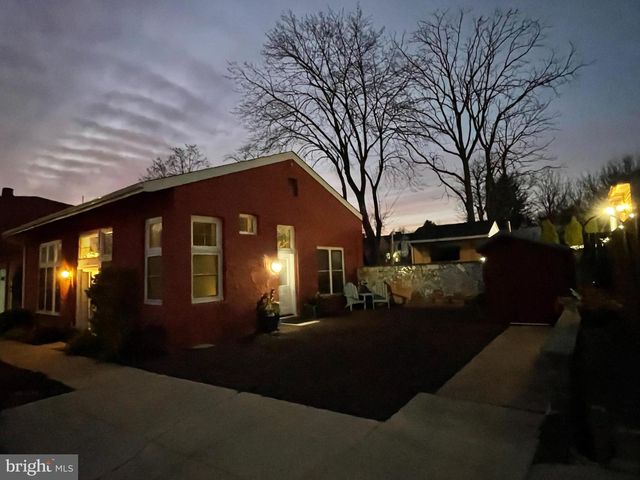 217 W BIDDLE ST, West Chester, PA 19380