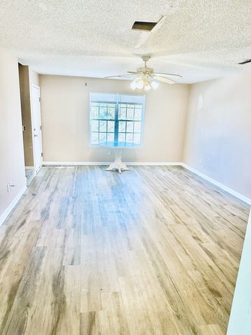 132 Cove, Dothan, AL 36305