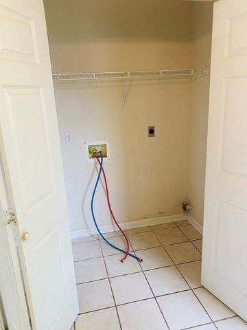 132 Cove, Dothan, AL 36305