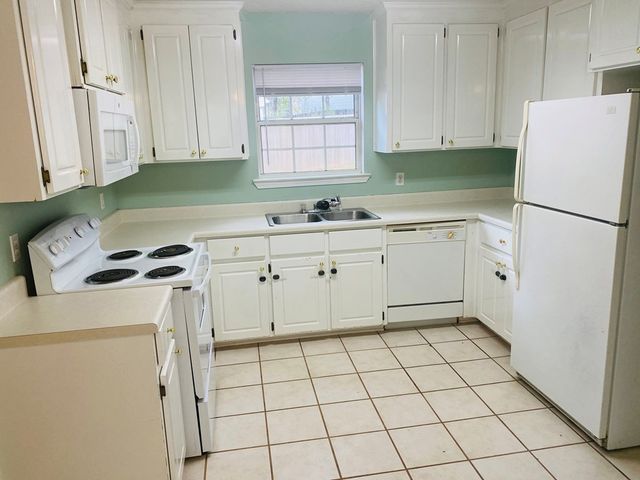 132 Cove, Dothan, AL 36305