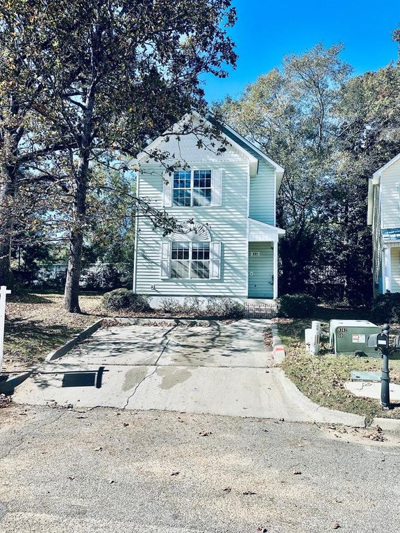 132 Cove, Dothan, AL 36305