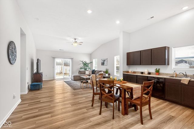 1408 Crabapple Road, Franklin, IN 46131