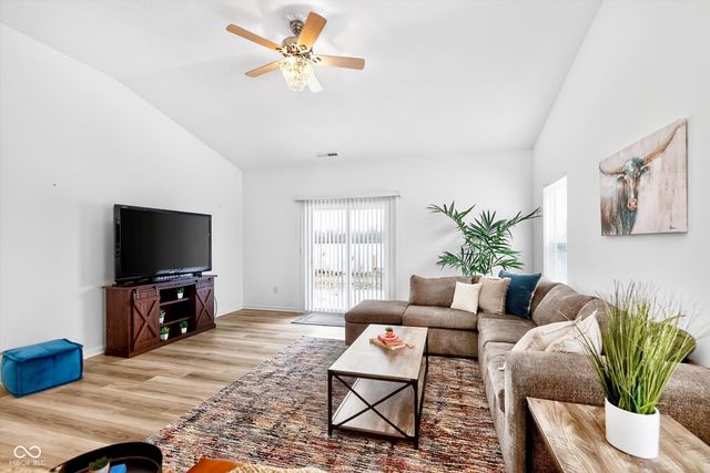 1408 Crabapple Road, Franklin, IN 46131