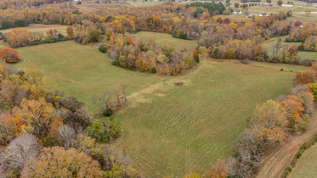 2700 Canoe Branch Rd, Lebanon, TN 37087