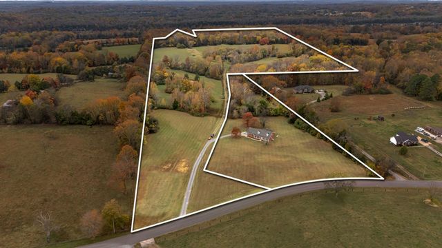 2700 Canoe Branch Rd, Lebanon, TN 37087