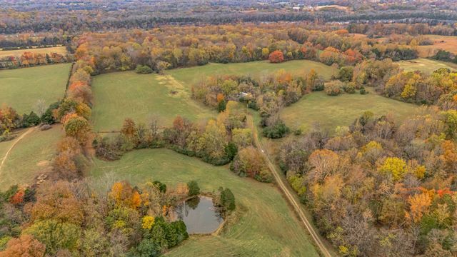 2700 Canoe Branch Rd, Lebanon, TN 37087