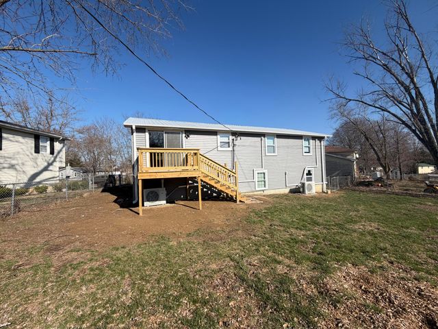 2415 E ALAN CIR, Columbia, MO 65202