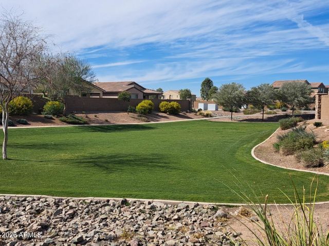 432 W TAMARACK Drive, San Tan Valley, AZ 85140