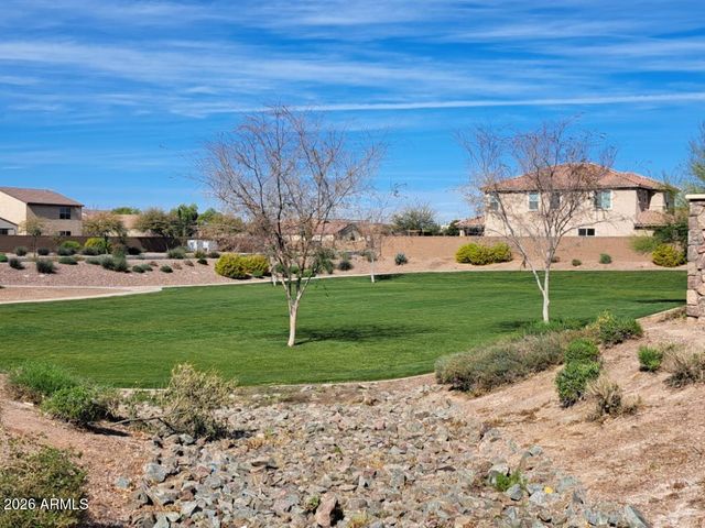 432 W TAMARACK Drive, San Tan Valley, AZ 85140
