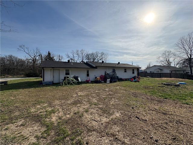 409 Huenefeld Street, Lincoln, AR 72744