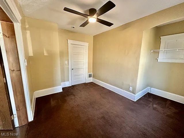 1315 E 85th Street UP, Cleveland, OH 44106