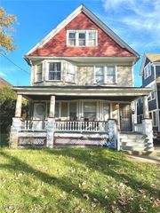 1315 E 85th Street UP, Cleveland, OH 44106
