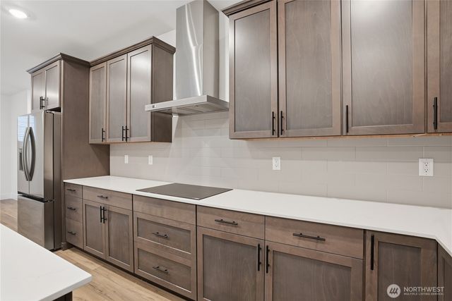 32106 Myrtle Avenue SE, Black Diamond, WA 98010