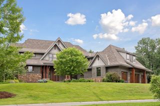 9485 Whistling Valley Trail, Lake Elmo, MN 55042