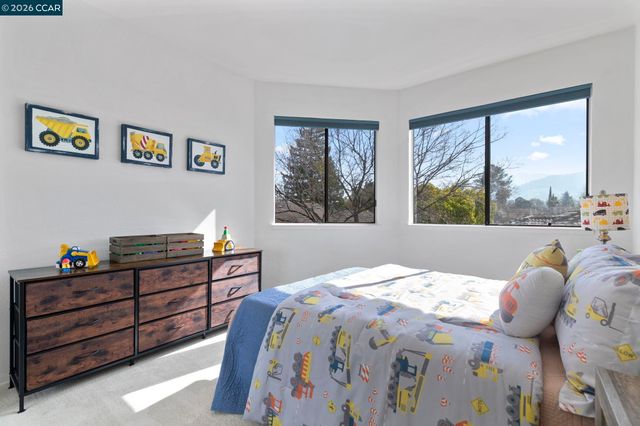 5060 Valley Crest Dr 56, Concord, CA 94521