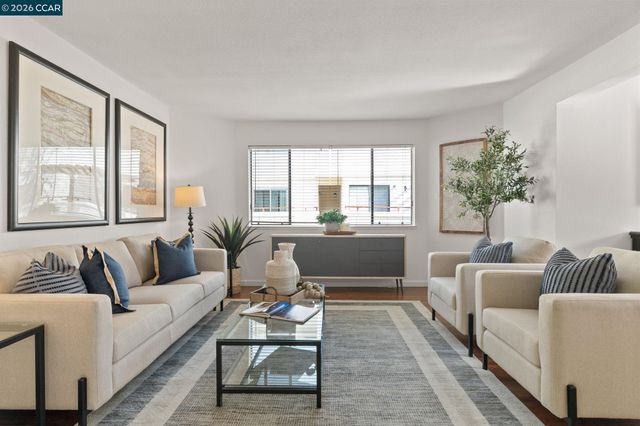 5060 Valley Crest Dr 56, Concord, CA 94521