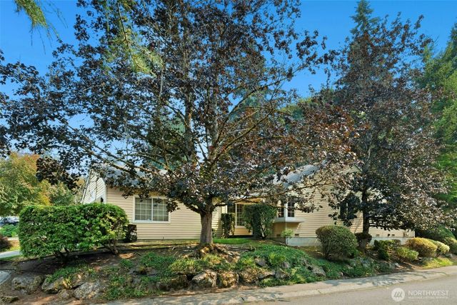 10141 NE 126th Street, Kirkland, WA 98034